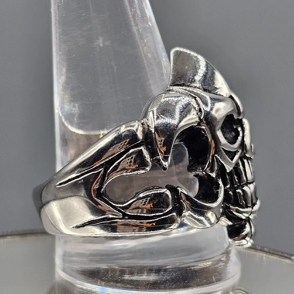 Mens Skull Ring Stainless Steel Helmet Viking Gothic Biker 3D Figural Sz 13